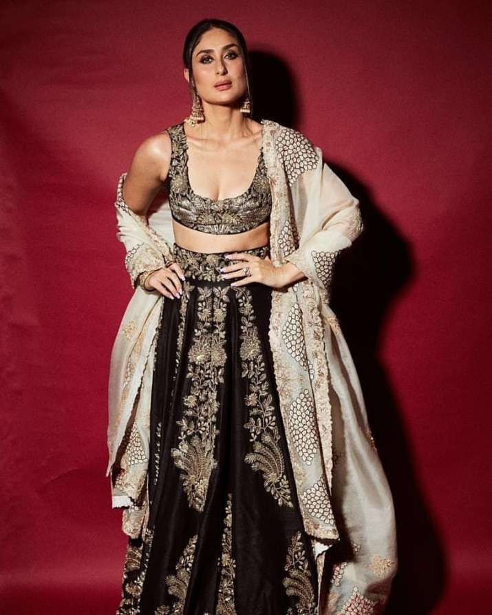 India Tv - Kareena Kapoor Khan looked mesmerizing at Shah Rukh Khan's Diwali party
