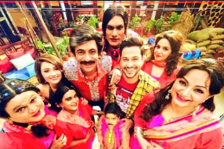 Kanpur Wale Khuranas: Sunil Grover all set for his new show | Saas ...