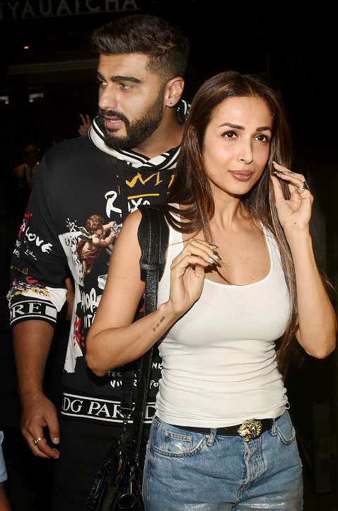 Skipping B-town Parties, Lovebirds Malaika Arora, Arjun Kapoor Enjoy ...