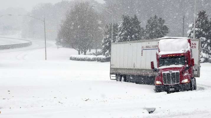 India Tv - The National Weather Service said a “prolonged period of snow” began late Saturday and would last until Monday in the region, with the heaviest snow expected in northwest North Carolina and southern Virginia.