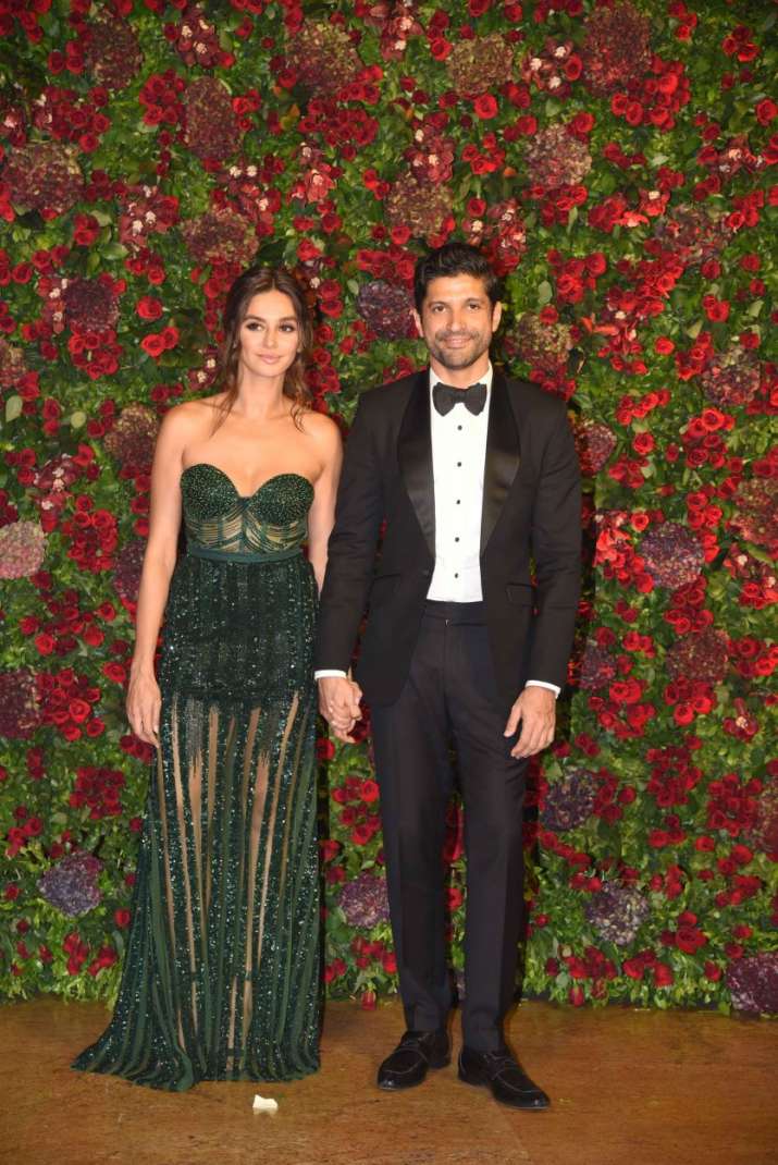India Tv - Shibani Dandekar and Farhan Akhtar