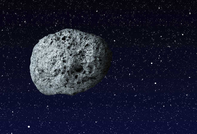 Asteroids pummelled Earth, Moon beginning 290 million years