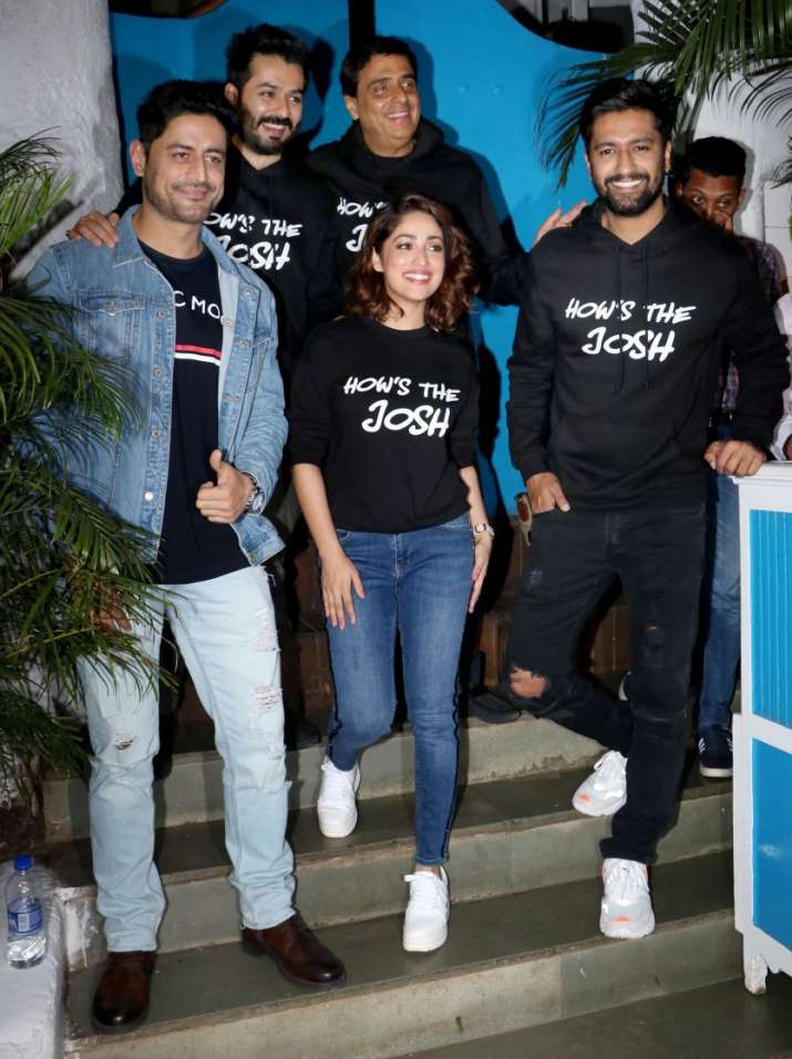 India Tv - Vicky Kaushal celebrates Uri success 