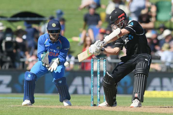 India Tv - Williamson's 50 gives NZ hopes in first ODI India Tv - Williamson's 50 gives NZ hopes in first ODI