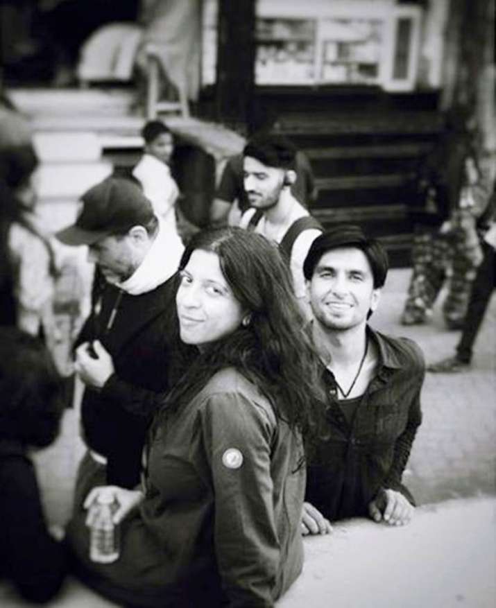 India Tv - Gully Boy First Poster: Zoya Akhtar and Ranveer Singh while shooting the film
