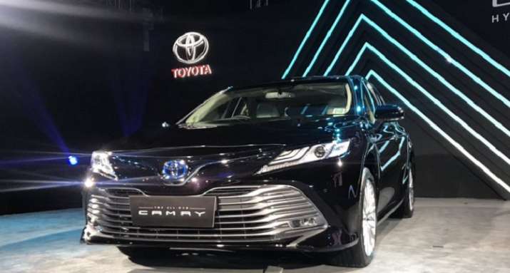 Toyota Kirloskar Motor Launches New Camry Hybrid Toyota Camry Camry Toyota Price