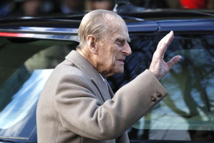 Queen Elizabeth's 97-yr-old husband gives up driving