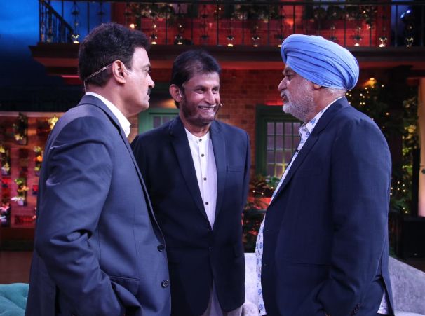  India Tv - Kapil Dev presents the Kapil Sharma Show alongside the 1983 Cricket World Cup winner 