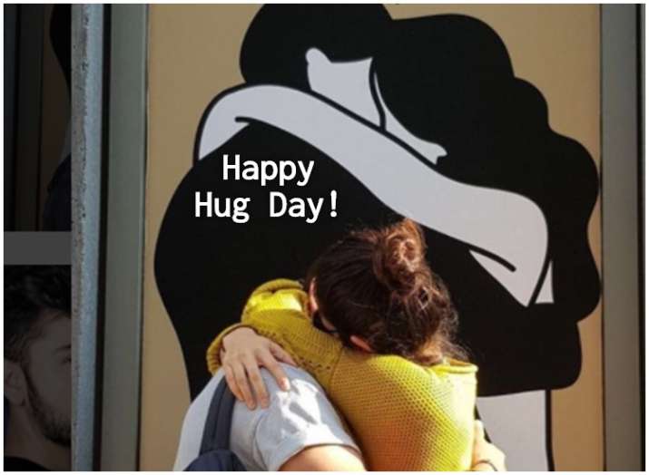  India Tv - Happy Hug Day 2019: Quotes, Greetings, Greetings, SMS, HD Images and Bollywood Wallpapers for WhatsApp and Facebook 