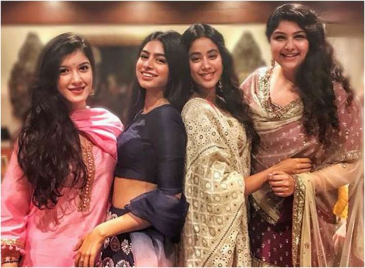 Shanaya Kapoor To Make Her Bollywood Debut With Cousin Janhvi Kapoor