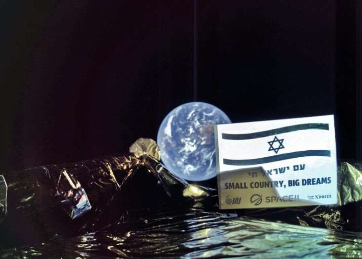 Israel's first Moon mission spacecraft sends selfie back to