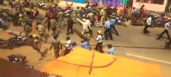 Police lathicharges and detains BJP activists participating