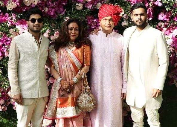 India Tv - Anil Ambani and family