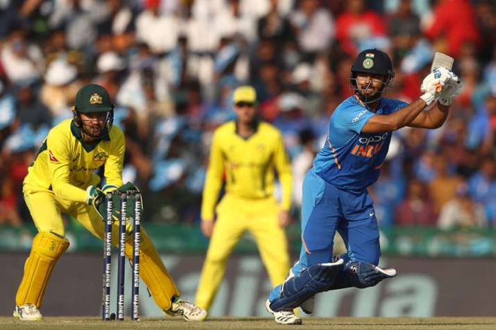 India 2 - 3 Australia: India's surrender to Australia leaves two ...