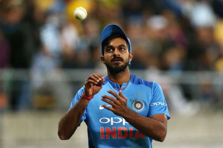 India Tv - Vijay Shankar has failed to bowl his full quota of 10 overs in any of the ODIs so far