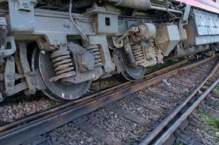 Himalayan Queen derailed in Panipat