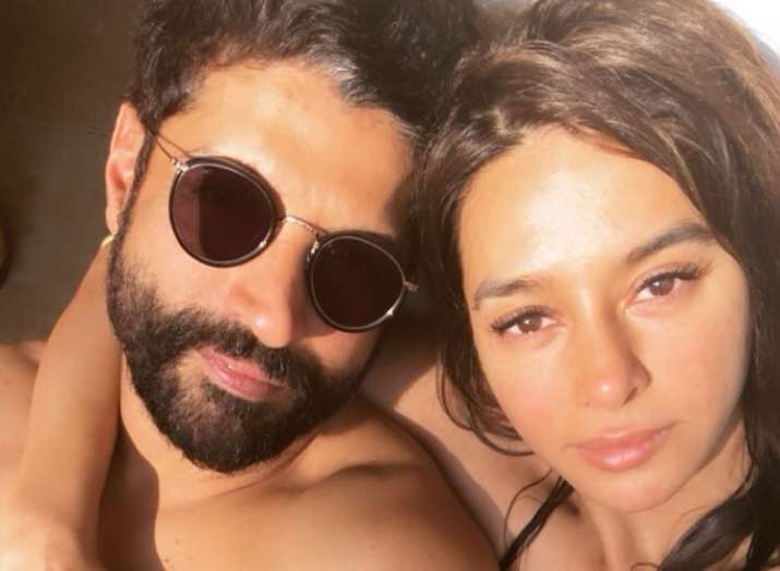  India Tv - Farhan Akhtar with his girlfriend Shibani Dandekar. 