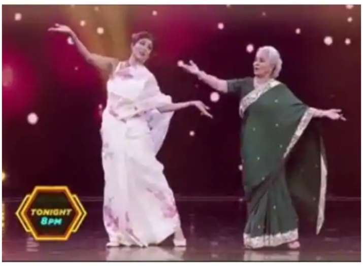 Waheeda Porn Videos - Watch: Shilpa Shetty, Waheeda Rehman's dance video on Aaj Phir ...