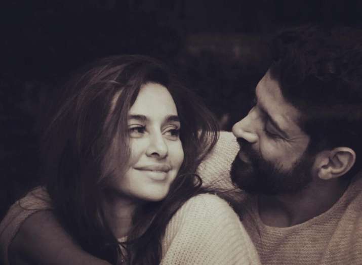  India Tv - Shibani Dandekar is not sure of his relationship with Farhan Akhtar 