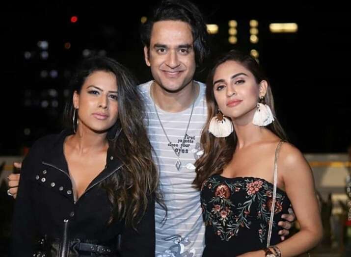 India Tv - Nia Sharma, Vikas Gupta, Krystal D'Souza at Naita Hassanandani's birthday party thrown by husband Rohit Reddy.