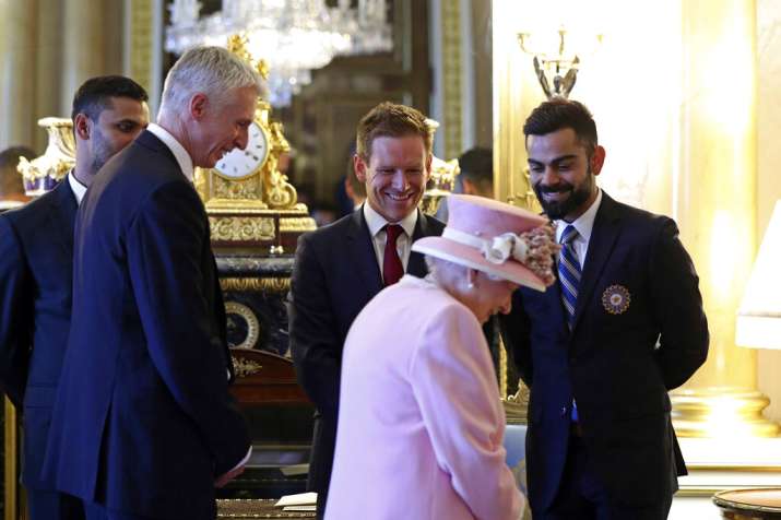 2019 World Cup Virat Kohli Meets Queen Elizabeth Shares Pictures From Buckingham Palace Cricket News India Tv