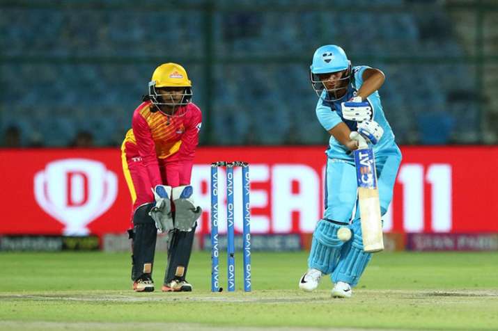 Harmanpreet Kaur played a heroic innings of 34-ball 46, but