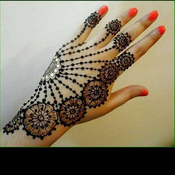 Eid Al Fitr 2019 10 Simple Mehendi Designs To Decorate Your Hands