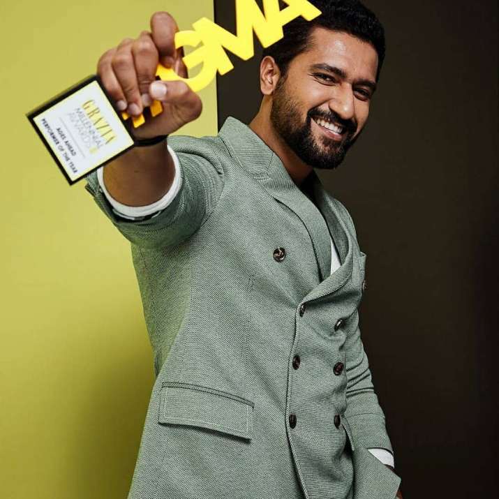 India Tv - Vicky kaushal won Ages Ahead Performer of the Year award