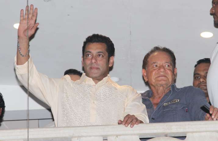 India Tv - Salman Khan greets legions of fans gathered outside his house on Eid