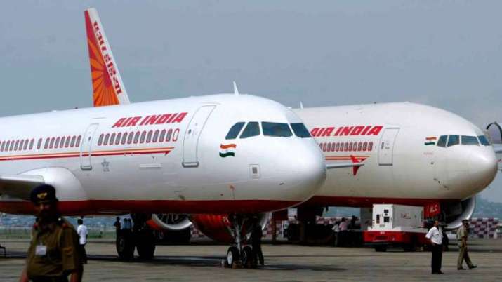 Air India pilot says suspended for taking hair growth