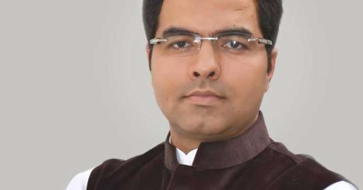 Illegal mosques, graveyards on 500 Delhi government lands: