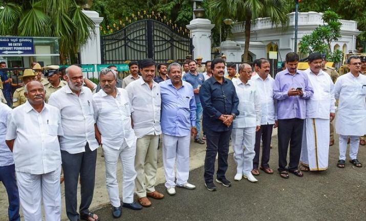Senior Congress leaders accuse BJP of hatching conspiracy