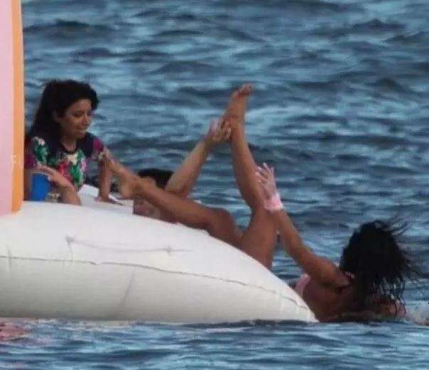 India Tv - Priyanka Chopra and Nick Jonas