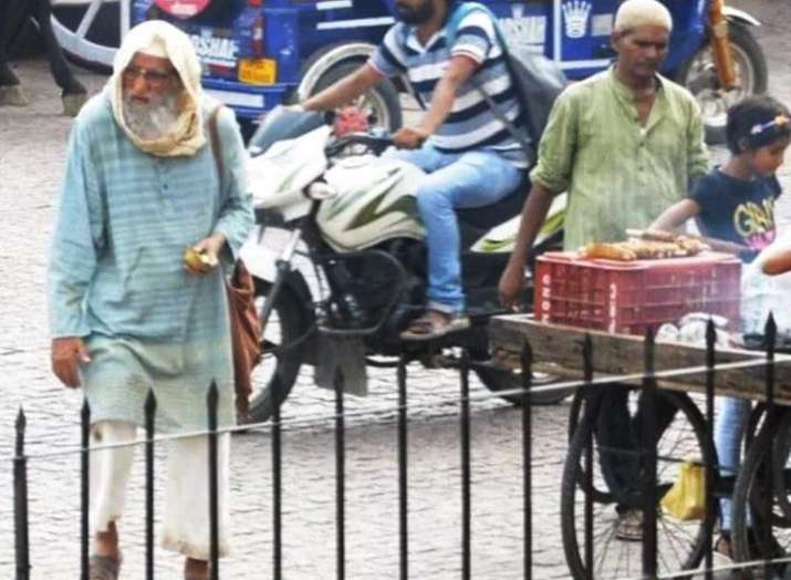 India Tv - Amitabh Bachchan's latest look for Shoojit Sircar's Gulabo Sitabo!