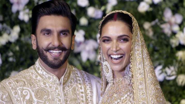 Deepika Padukone Wishes Husband Ranveer Singh A Very Happy Birthday With Adorable Throwback Picture Celebrities News India Tv