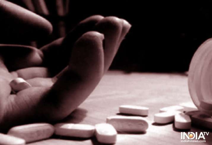 Police bust illegal racket of habit-forming drugs with