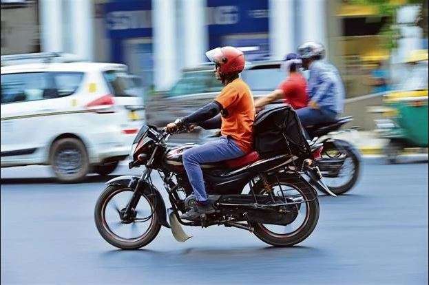 Swiggy delivery boy chased, thrashed by gang of 10 in Bangalore ...