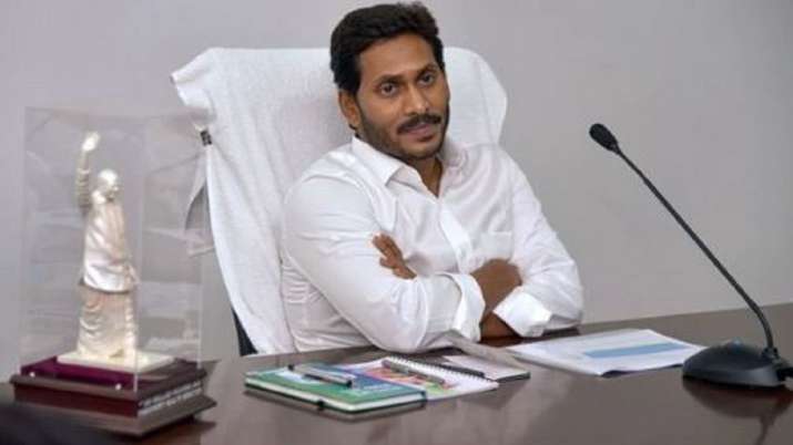 Andhra CM meets Prime Minister, reiterates demand for