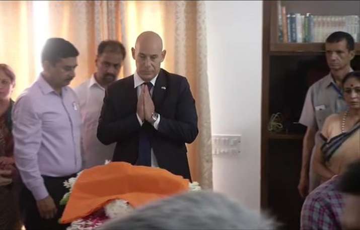 India Tv - Israeli Ambassador to India, Ron Malka pays tribute to Sushma Swaraj