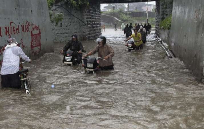 Weather Forecast Alert Heavy To Very Heavy Rainfall Likely To Occur In Ratnagiri And Sindhudurg During Next Two Days Says Imd India News India Tv