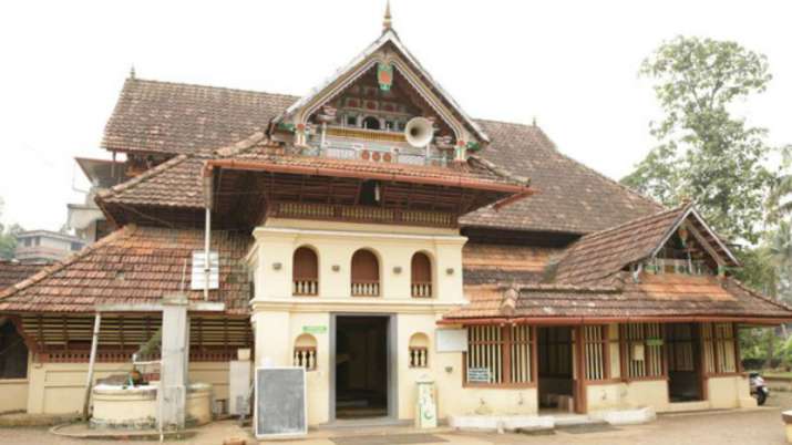 Kerala mosque offers prayer hall for autopsy of landslide