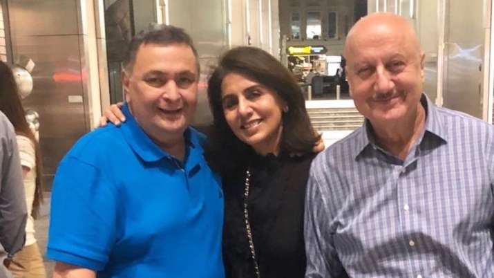 Anupam Kher and Rishi Kapoor ‘fought like kids’ to pay taxi fare in NYC