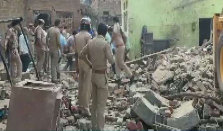6 killed in firecracker factory blast in UP's Etah