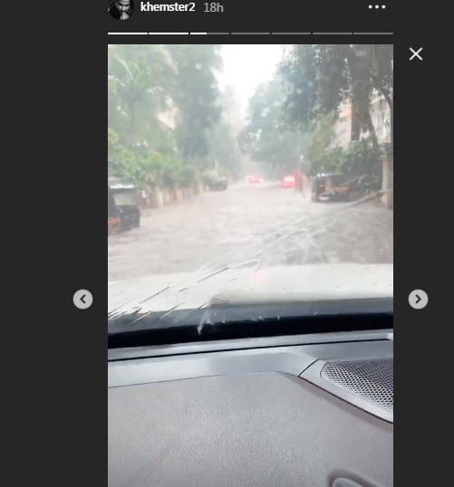 India Tv - Kunal Kemmu drives in heavy Mumbai Rainfall.