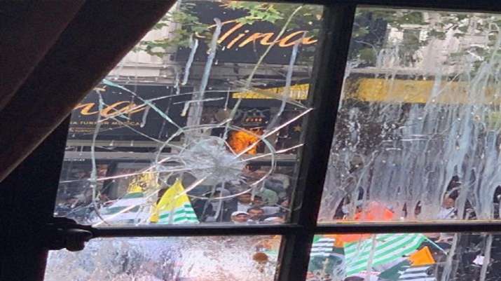 Indian High Commission in London attacked by Pakistani