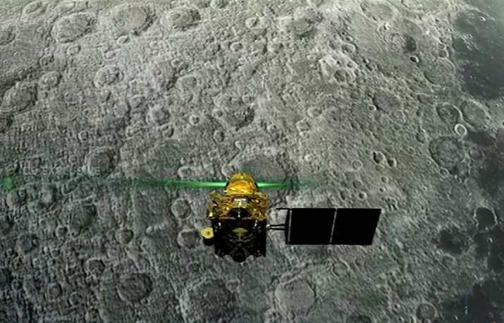 PM Modi consoles scientists at ISRO as Chandrayaan-2 loses