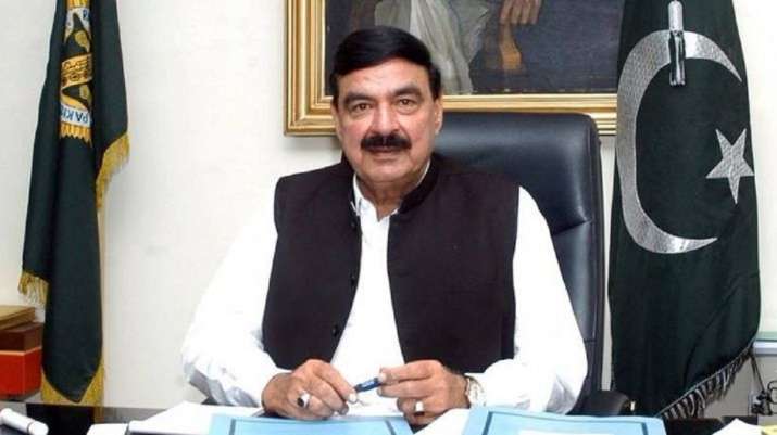 Sheikh Rashid barred from Islambad Press Club for