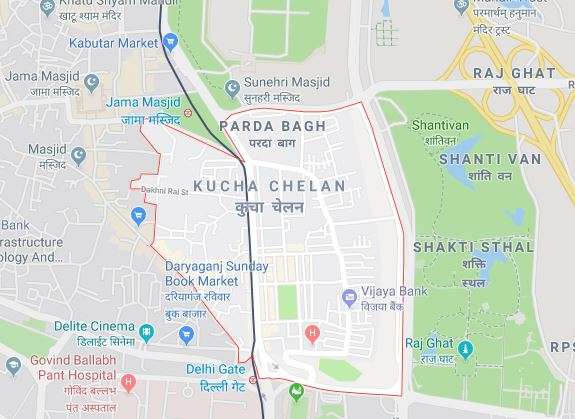 Breaking: Fire breaks out at a godown in Delhi's Daryaganj,