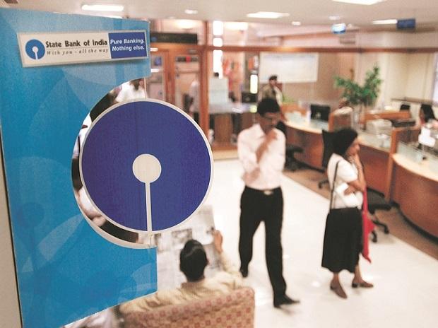 Sbi Customer Attention Know How Much Balance You Need To Keep In Savings Account Or Pay Hefty Penal Business News India Tv