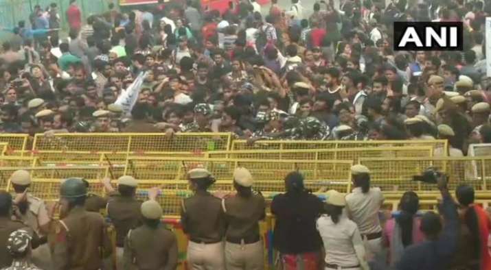 JNU teachers' association extends support to protesting